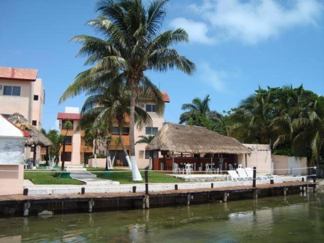 Discovering Comfort and Convenience at Grand Royal Lagoon (3)